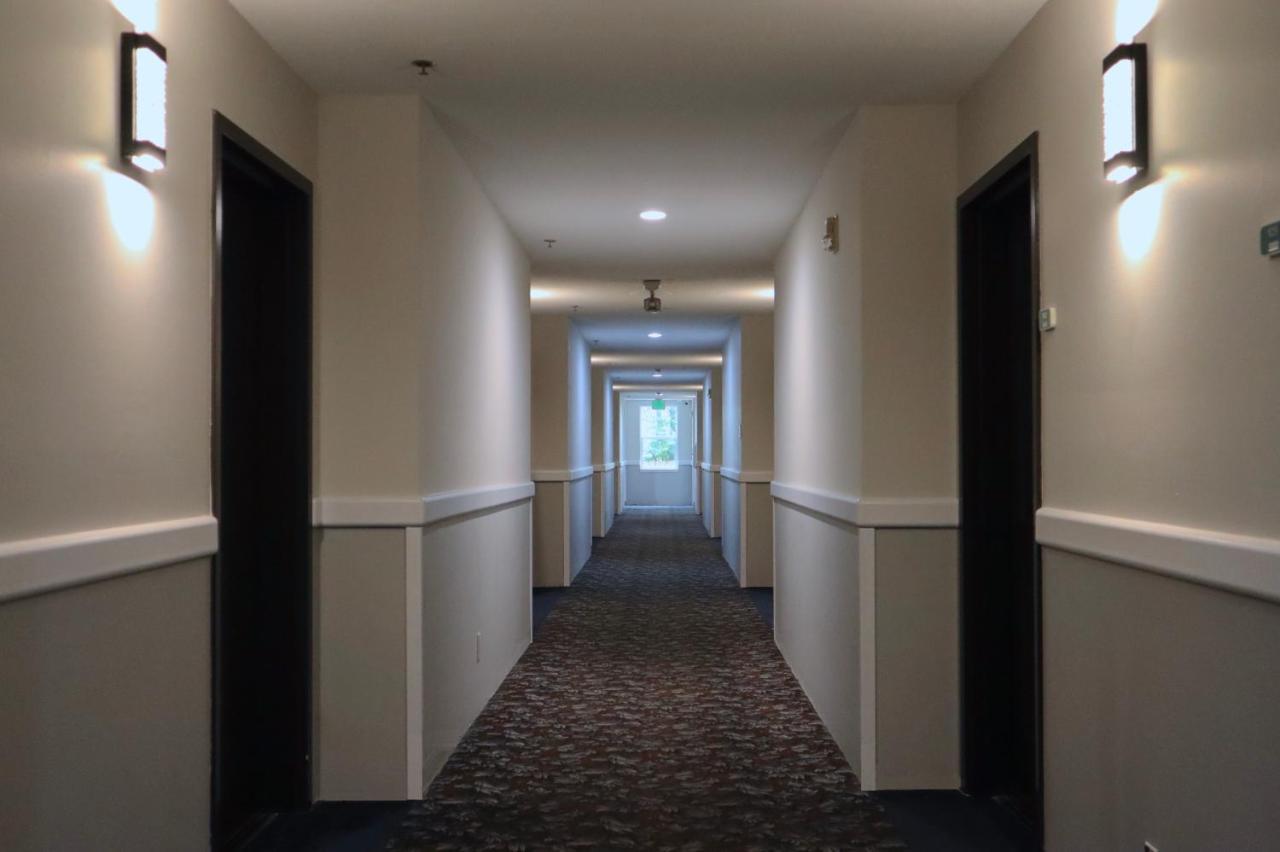 Ramada Limited Airport Tukwila Hotel Buitenkant foto